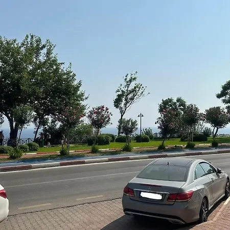 Apartment Special Place In Front Of The Sea In Center *